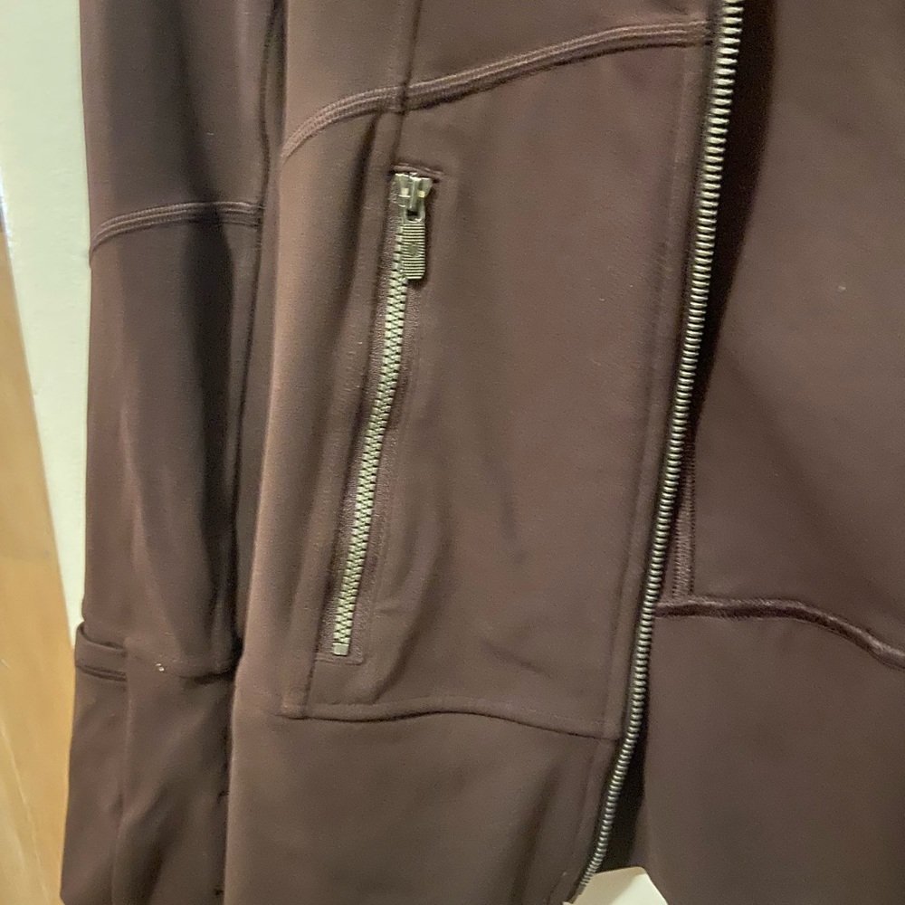 Lululemon - On The Move Jacket - image 5